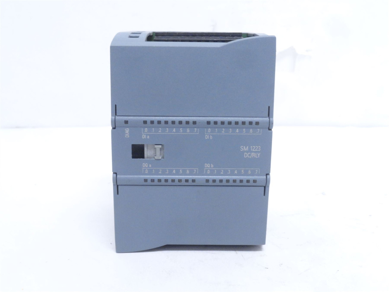 Siemens 6ES7 223-1PL32-0XB0; Expansion Module 24VDC S7-1200