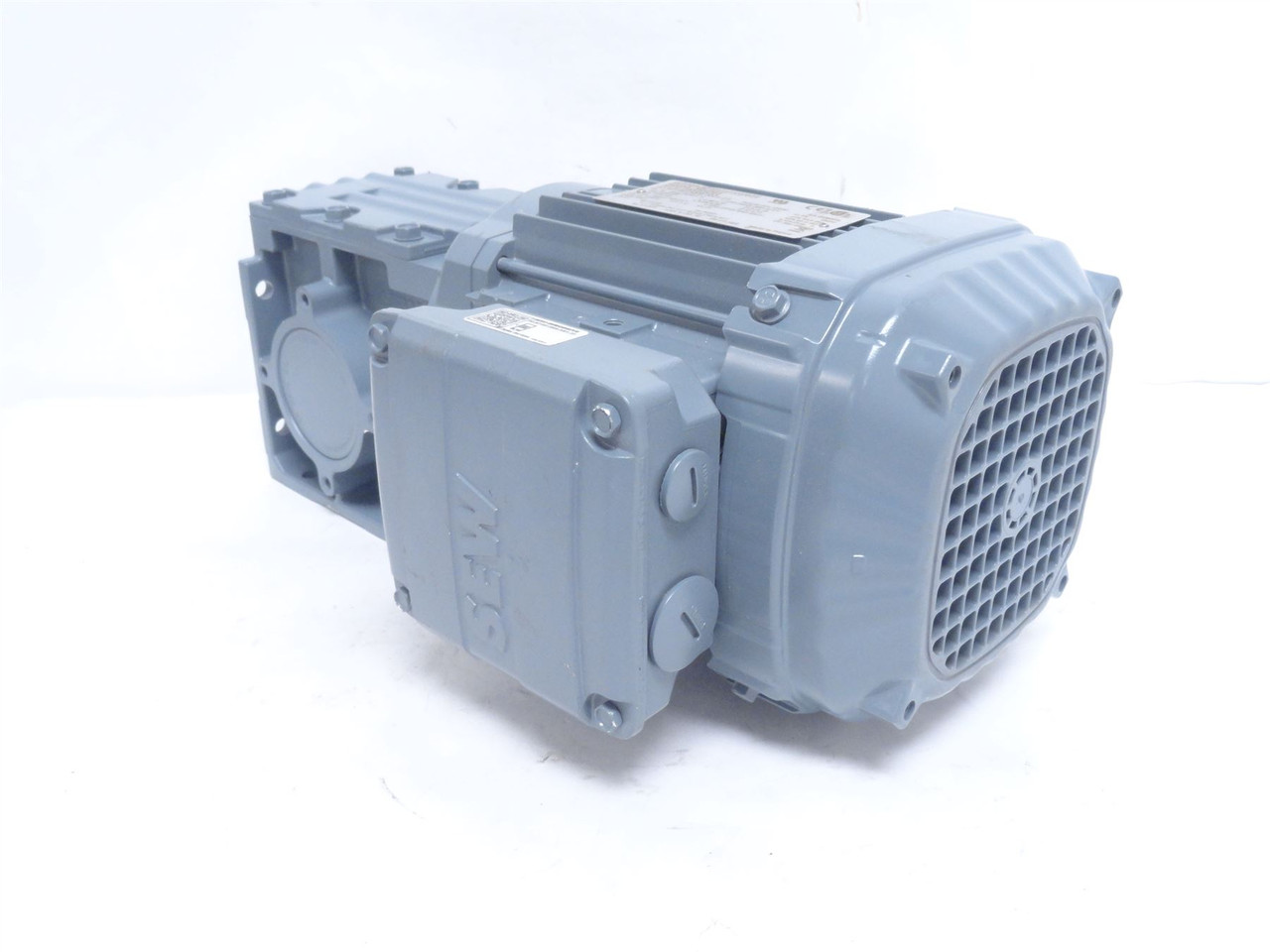 SEW WF30DRN80MK4; AC Gear Motor; 8.2:1 Ratio; 0.55kW 440VAC