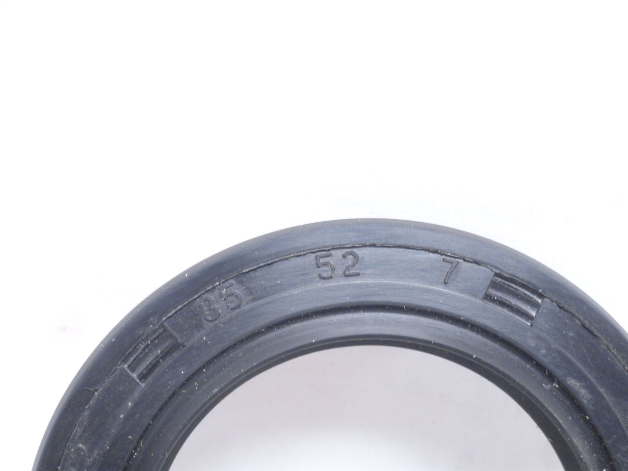 Timken 35X52X7-R2LS32-S; Oil Seal 35mmID x 52mmOD x 7mm Width