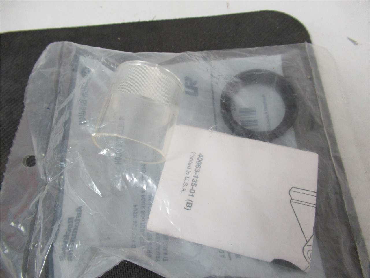 Allen-Bradley 800H-N152; PushButtonGuard30mm 800H Illuminated