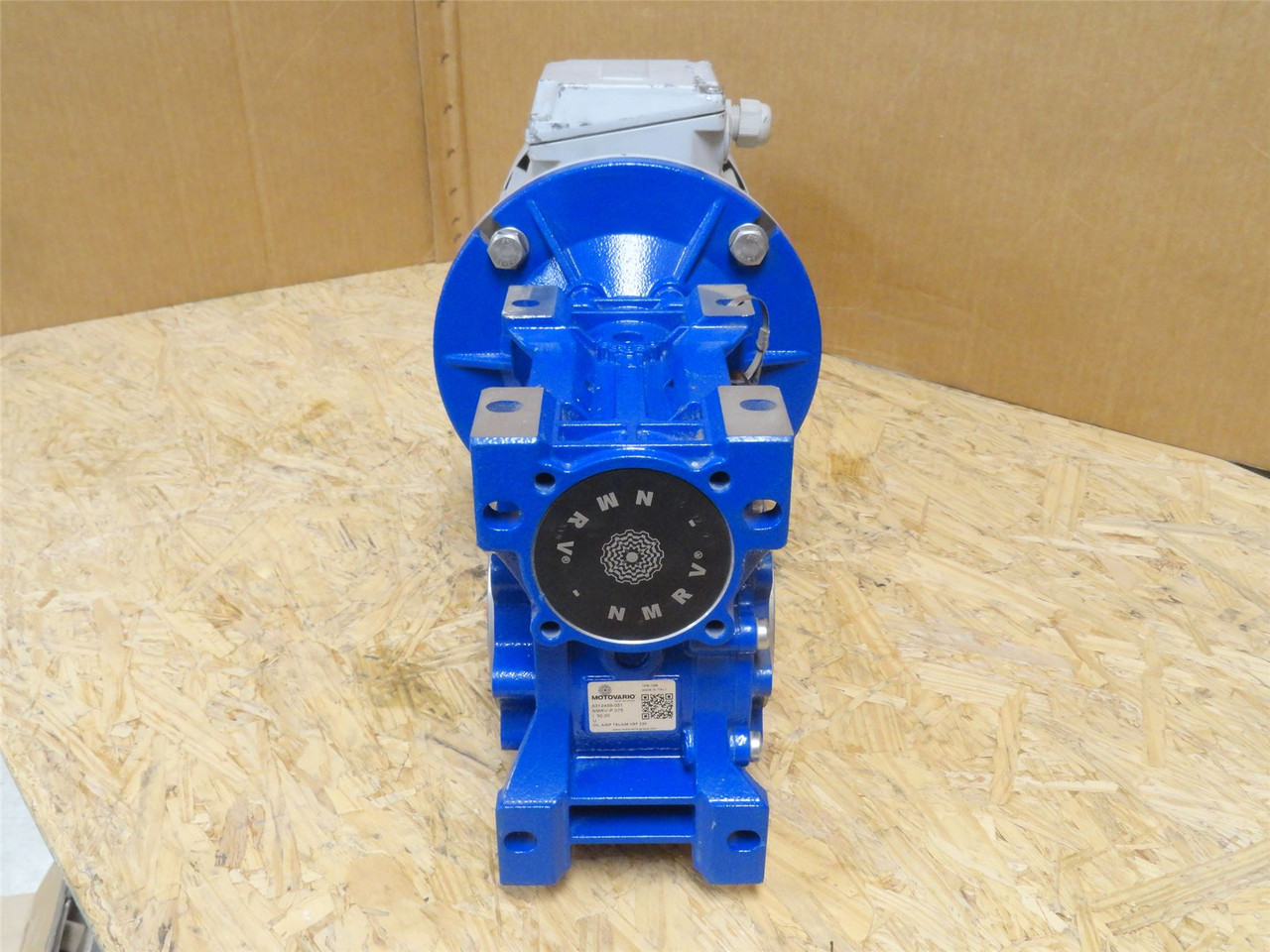 Motovario NMRV-P-075; Gear Motor; 30:1R; 1.5kW 230/400V@50HZ