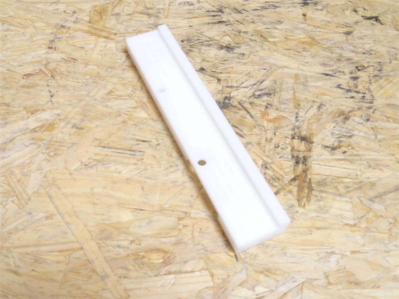 Bradman Lake 15305-003-005; Side Guide Datum; 8-5/8" Long