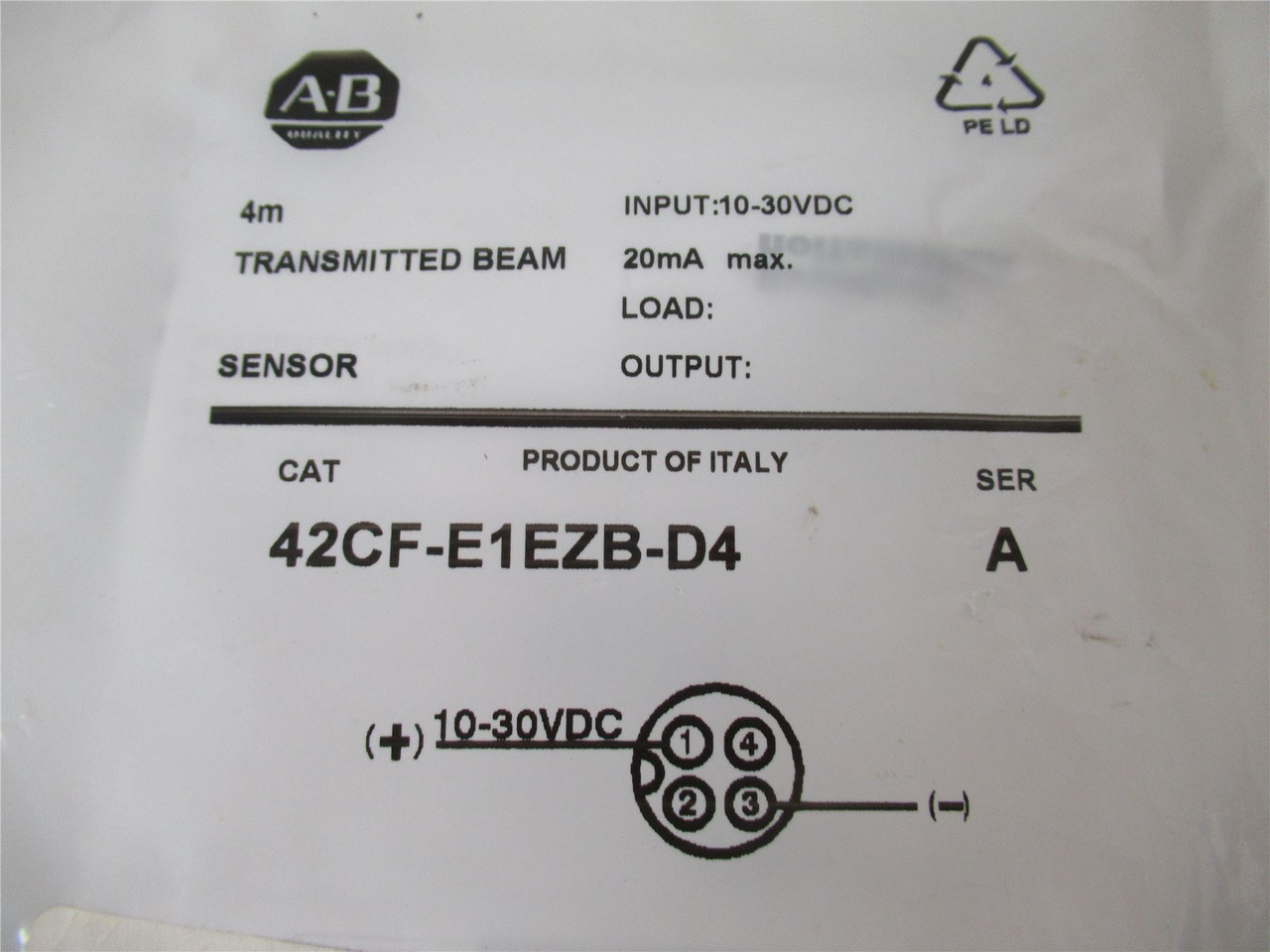 Allen-Bradley 42CF-E1EZB-D4; Sensor 4m Transmit Beam 10-30VDC