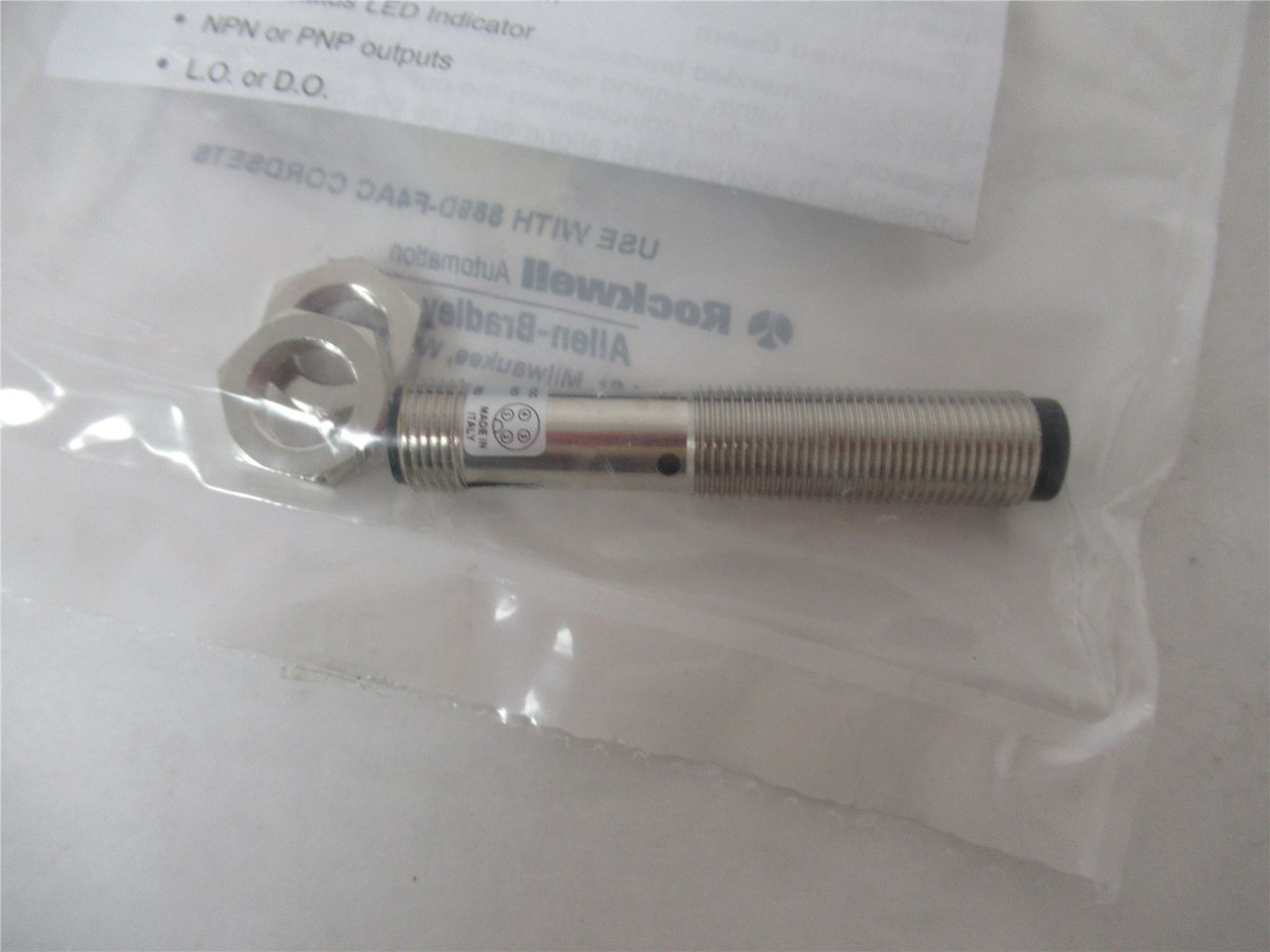 Allen-Bradley 42CF-E1EZB-D4; Sensor 4m Transmit Beam 10-30VDC