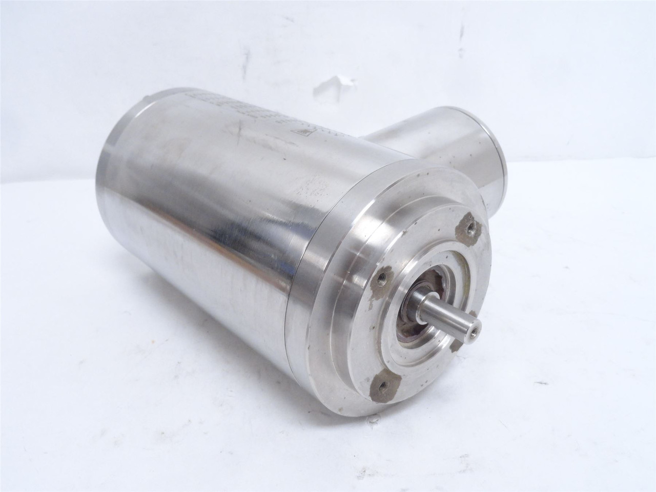 Dertec FP2SS-6324-B14A-TENV; SS AC Motor 0.18kW 480VAC 1700RPM