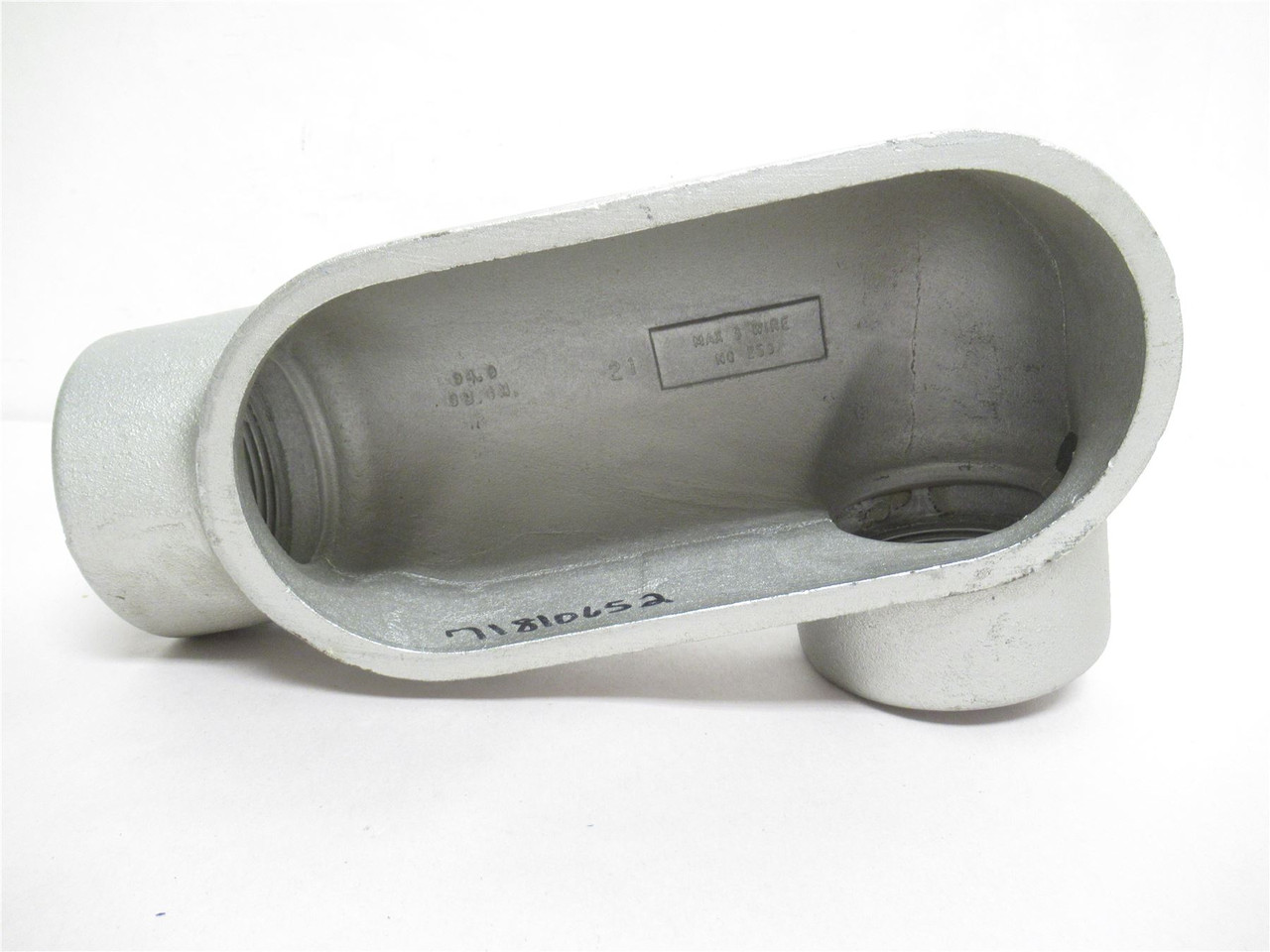 Crouse-Hinds LL777; Conduit Outlet Body; Trade Size: 2NPT