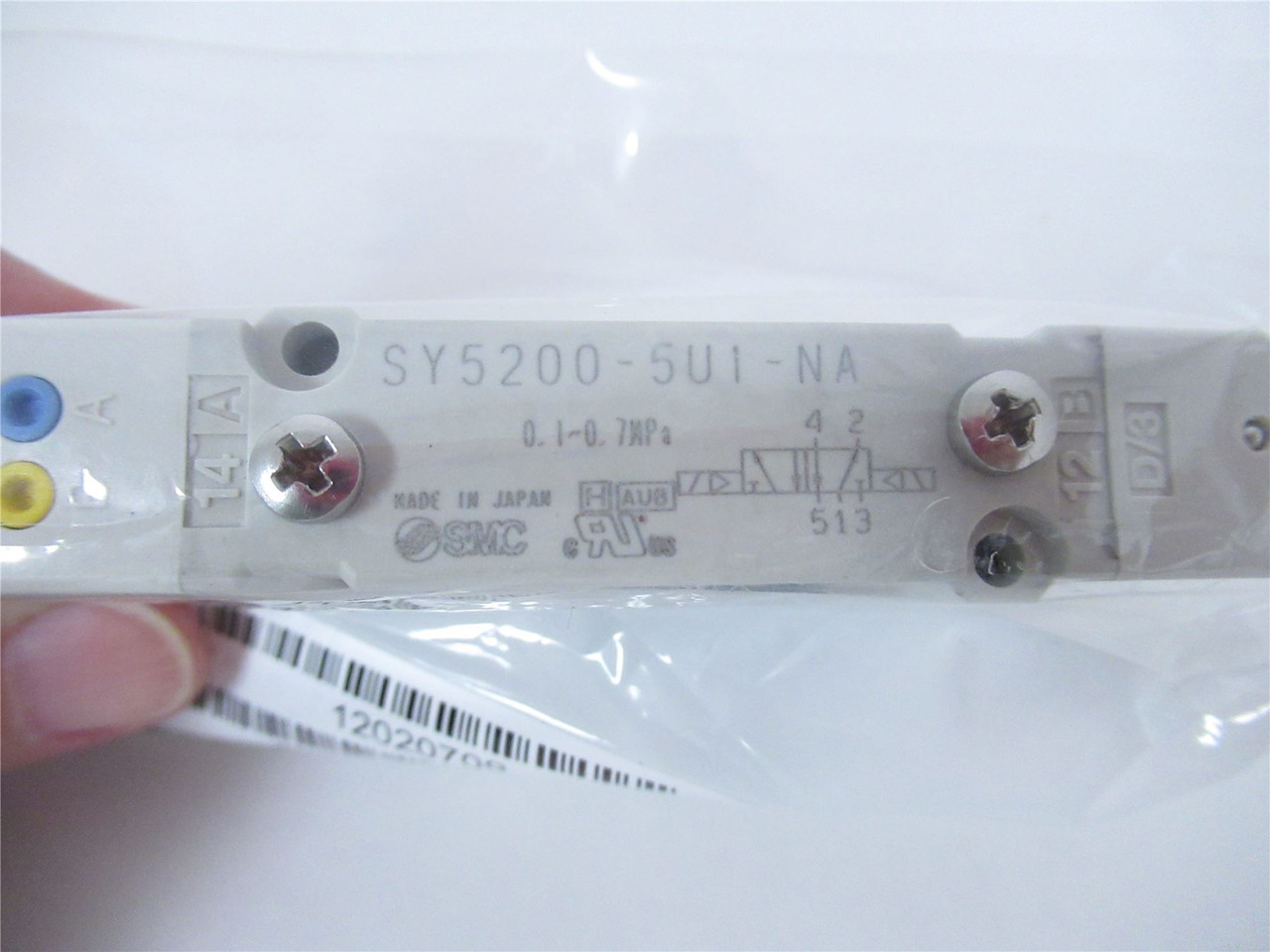 SMC 5Y5200-5U1-NA; Solenoid Valve 2 Position 2 Coil 24 VDC