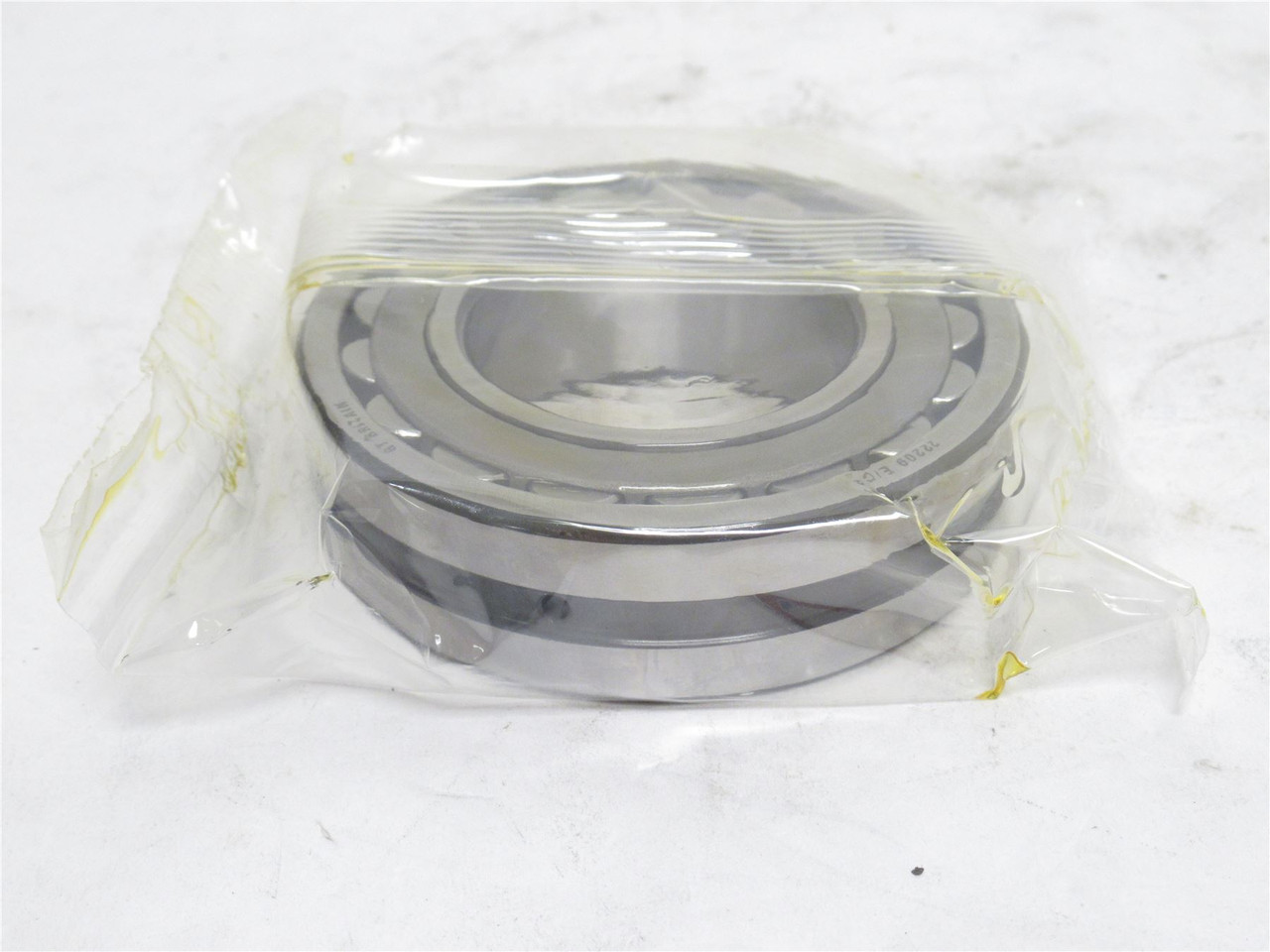 SKF 22209 E/C3; Spherical Roller Bearing; 45mmID x 85mmOD