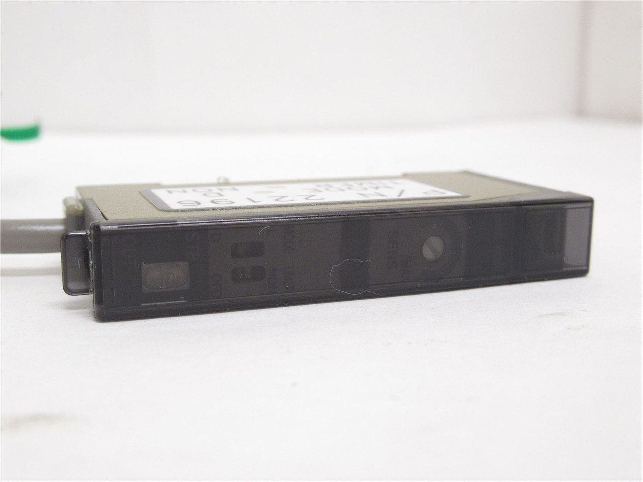 Sunx FX-11-B8; Slim Body Analog Fiber Sensor 22196