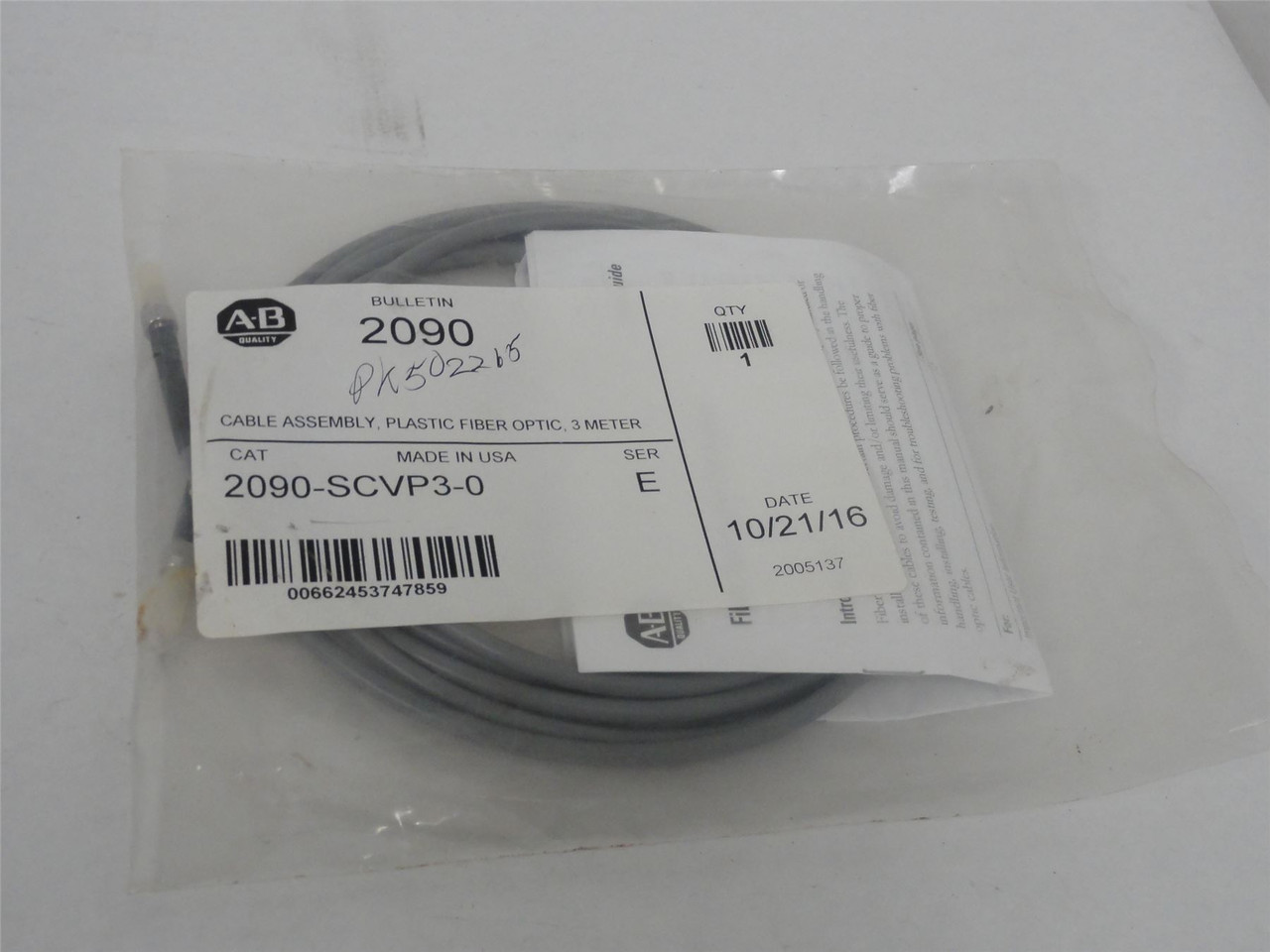 Allen-Bradley 2090-SCVP3-0; Cable Assembly; 3M Cable Length