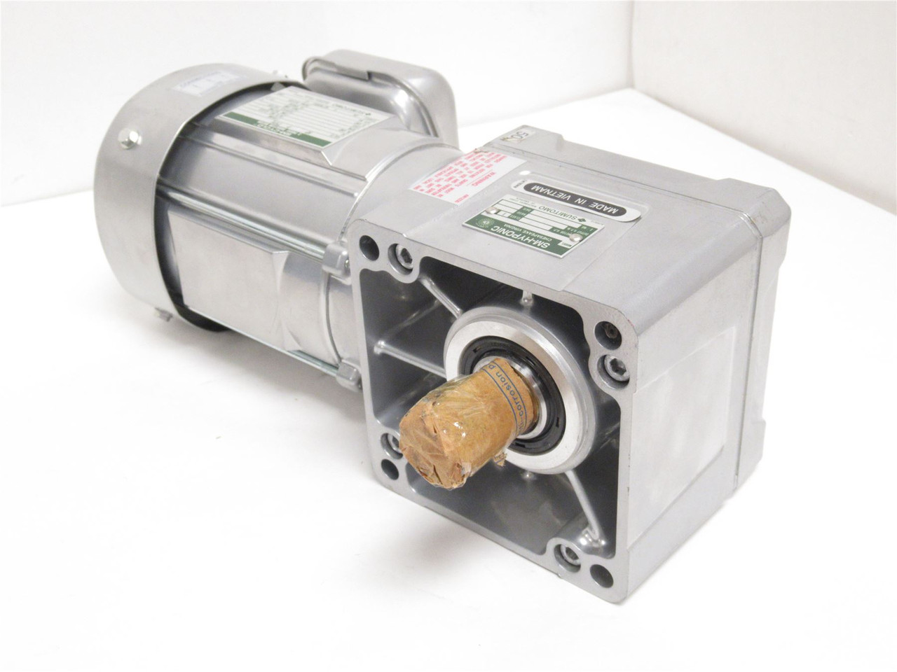 Sumitomo RNFM02-23R-50; AC Gearmotor; 50:1 Ratio; 1/4Hp; 200V