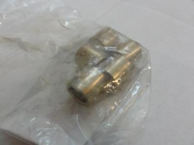 Dayton 3FJC7; Bag-5 Bronze Sleeve Bearing; 15mm ID; 21mm OD