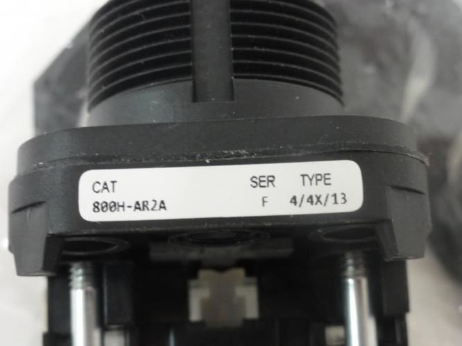 Allen-Bradley 800H-AR2A; Push Button; 1NO/1NC; Size 30mm