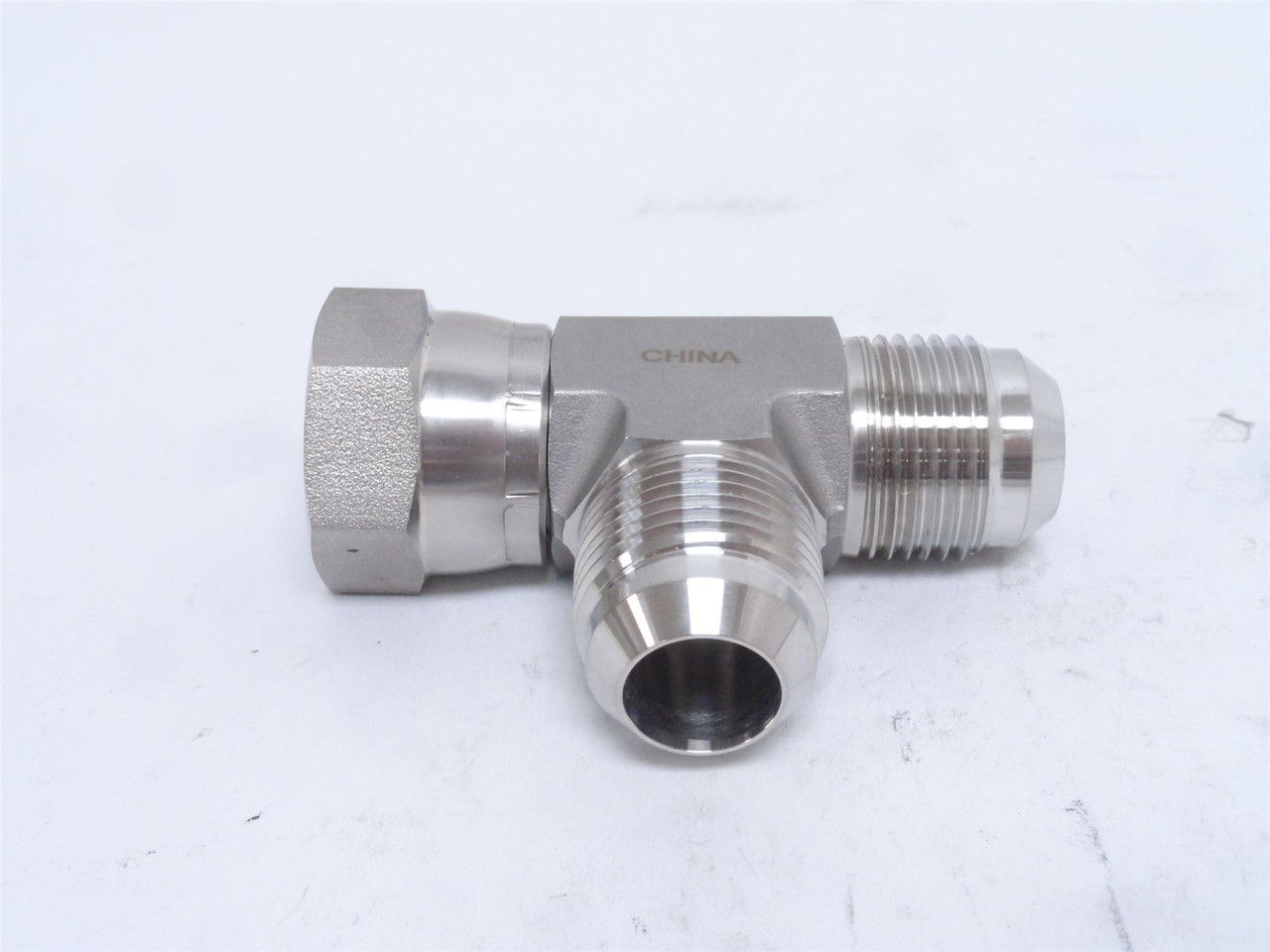 MFG- 6602-16-16-16-SS; Swivel Tee Fitting; SS-316; 3/4 JIC