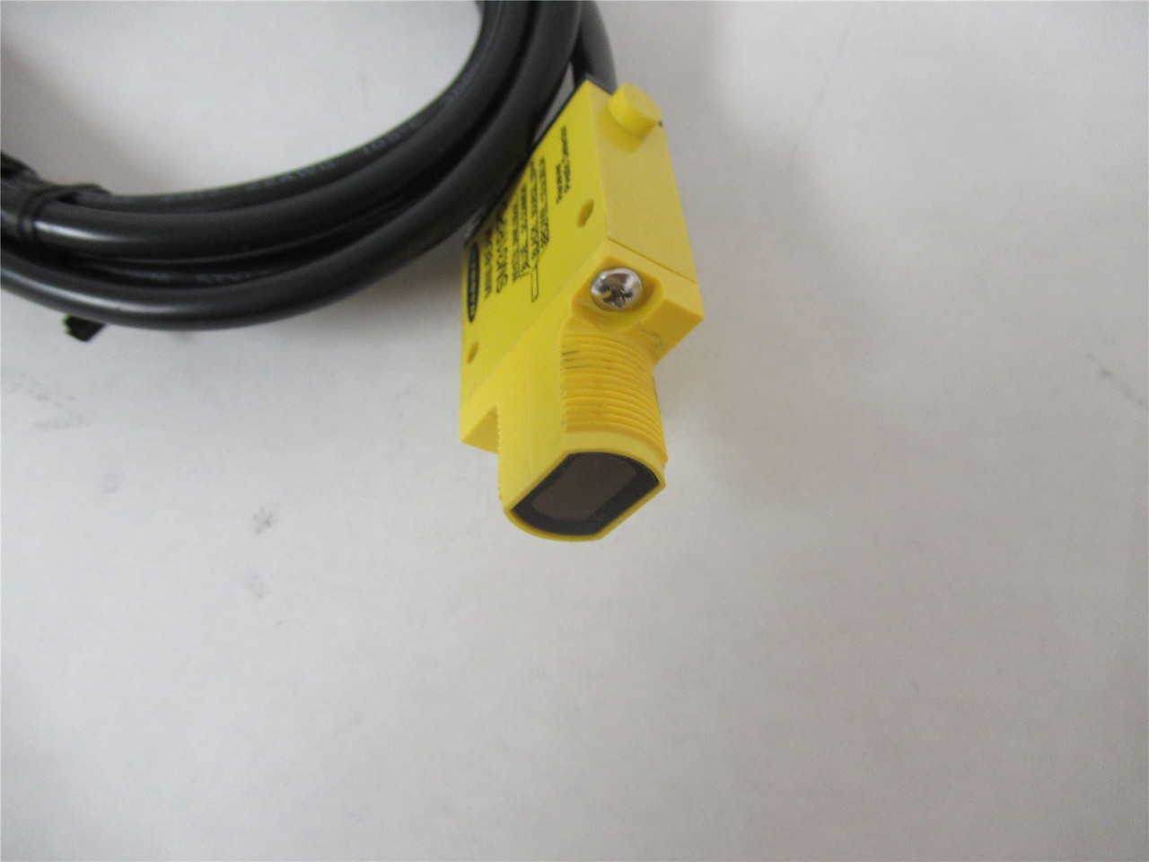 Banner SM31RPD; Photo Sensor Range 0 - 0.3 m Input: 10-30 Vdc