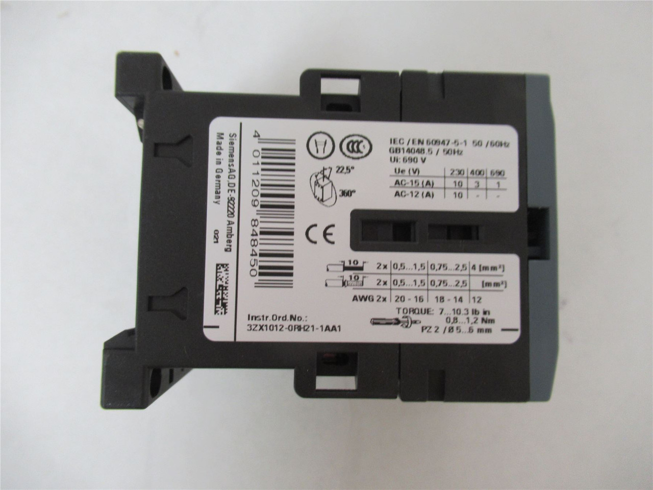 Siemens 3RH2131-1BB40; Control Relay 3 NO + 1 NC 24 V DC