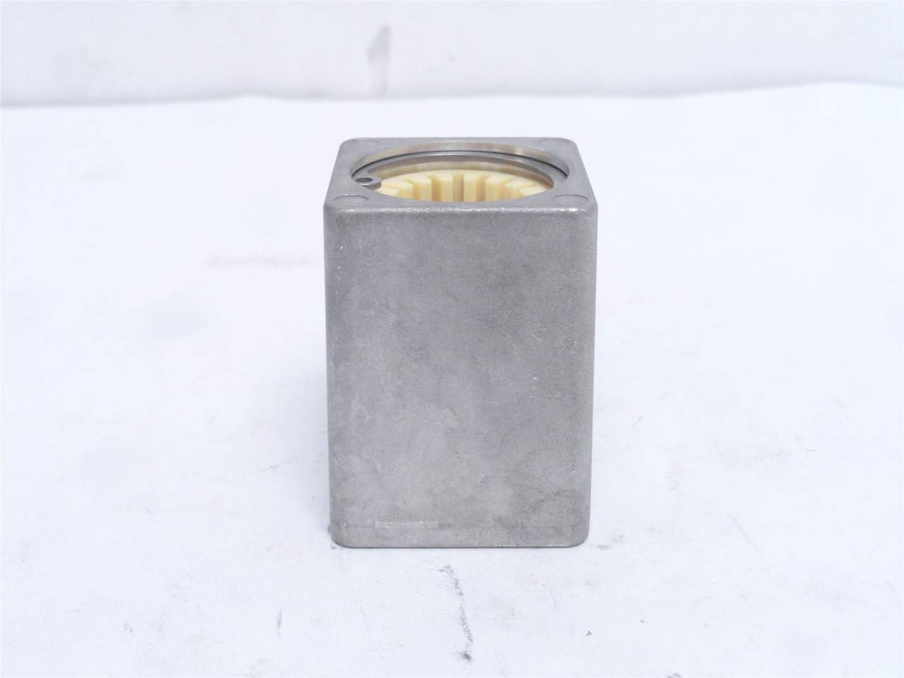 EAM Mosca 4117-030130-00; Bearing Block Assembly; 20mmID