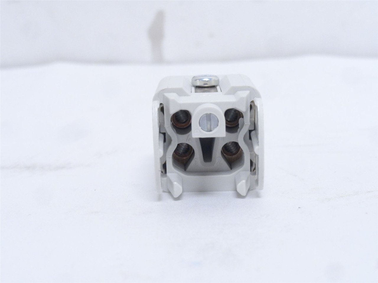 EPIC H-A 4 BS; Female Insert 10432000; 4+Ground Position Screw