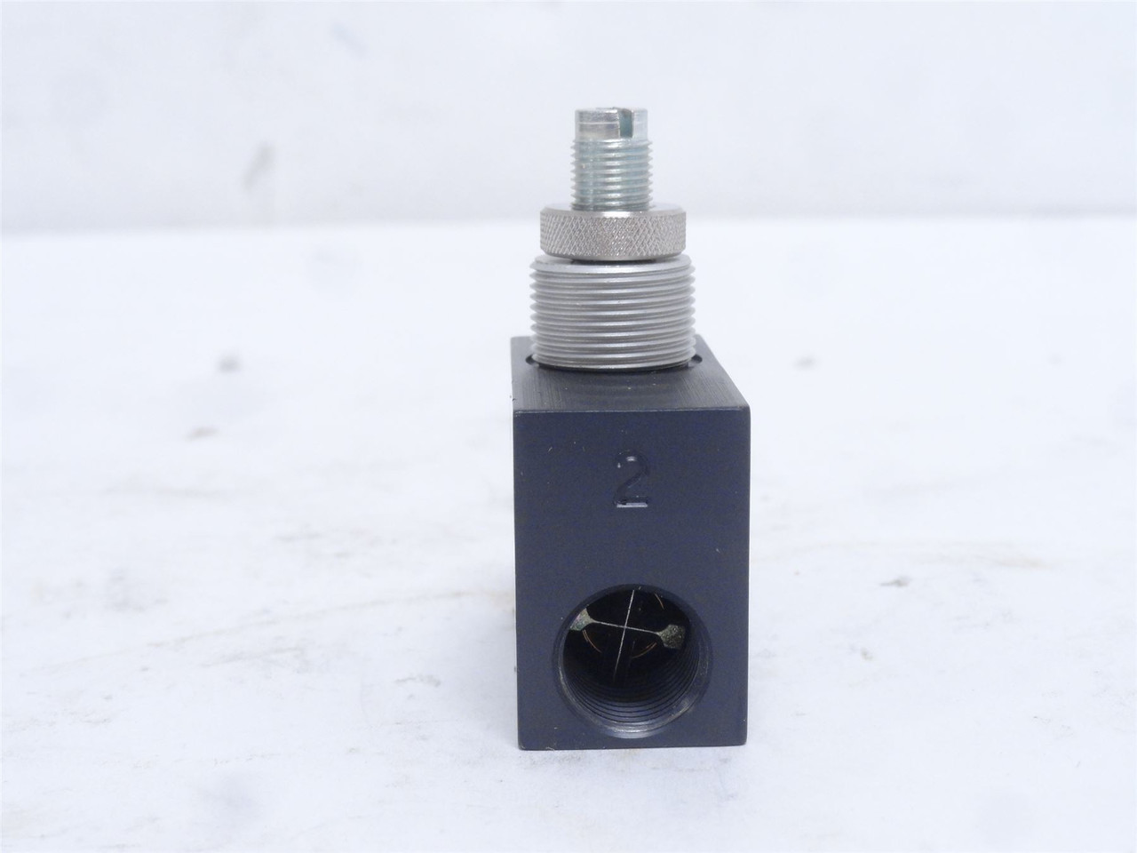 Parker VQB22-Q-O-5; Threaded Flow Regulator 10BAR; 1/4NPT