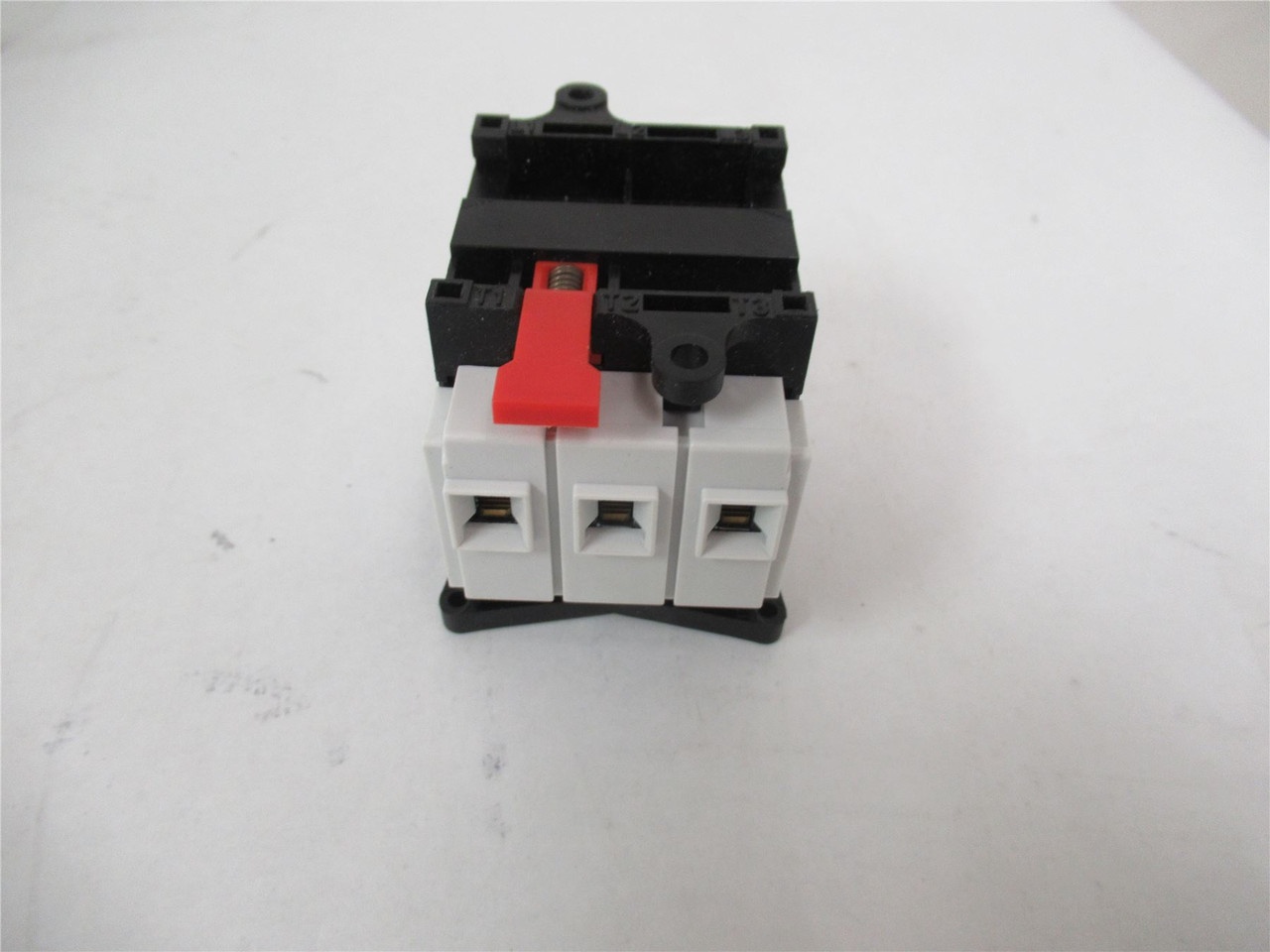 Schneider V2; Electric Base for use with Vario Series IP20 3P