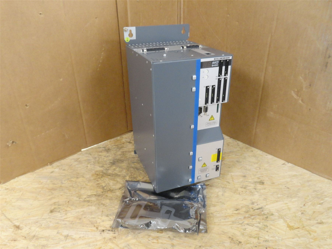 Kollmorgen AKD-T04807-ICAN-E091; Servo Drive; 240-480VAC; 3PH