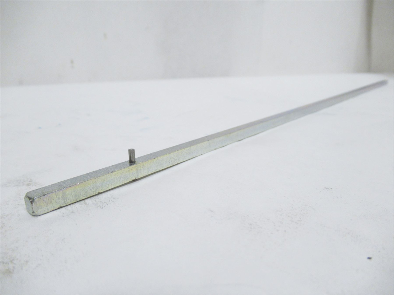 Siemens CFSS5400HN; Operating Handle Shaft; 5mmOD Sq x 400mm