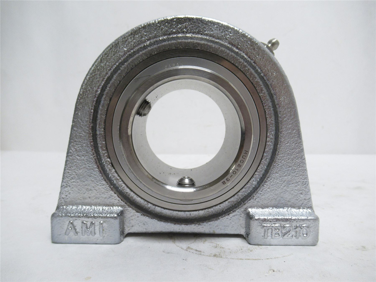 AMI MUCTB210-32NP; Pillow Block Bearing; 2"ID; Tapped Base