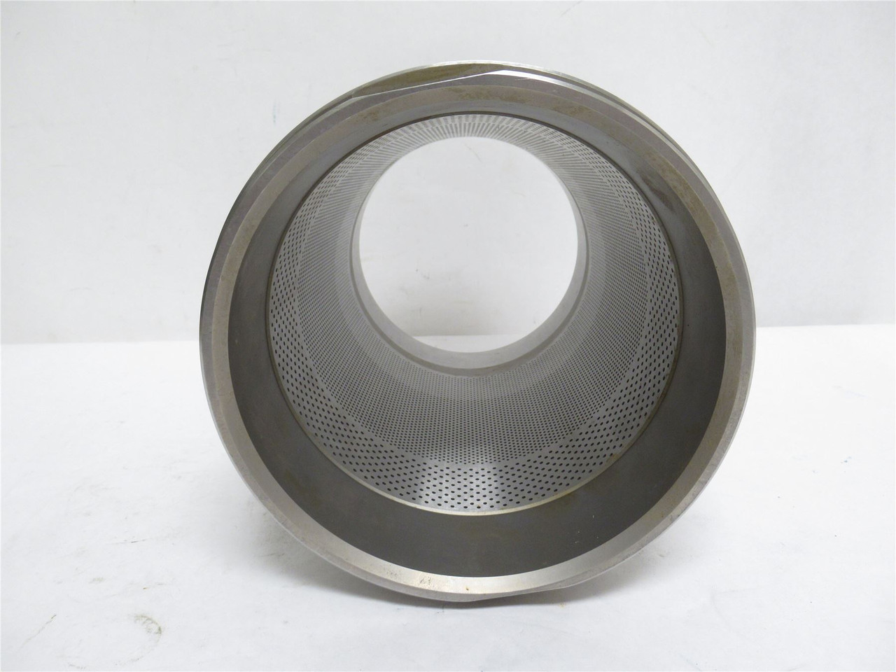 Beehive TPMBE1739; Auto Screen; SS; 1.5mm x 1mm x .08mm Hole