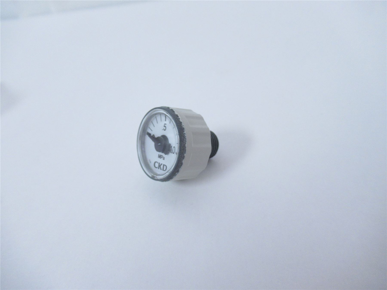 CDK G29D-6-P10; Pressure Bar Gauge - 1/8 Mini