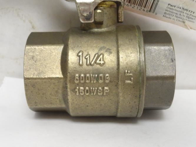 ProFitter 4205171; Lead-Free Forged Brass Ball Valve; 1-1/4FNPT