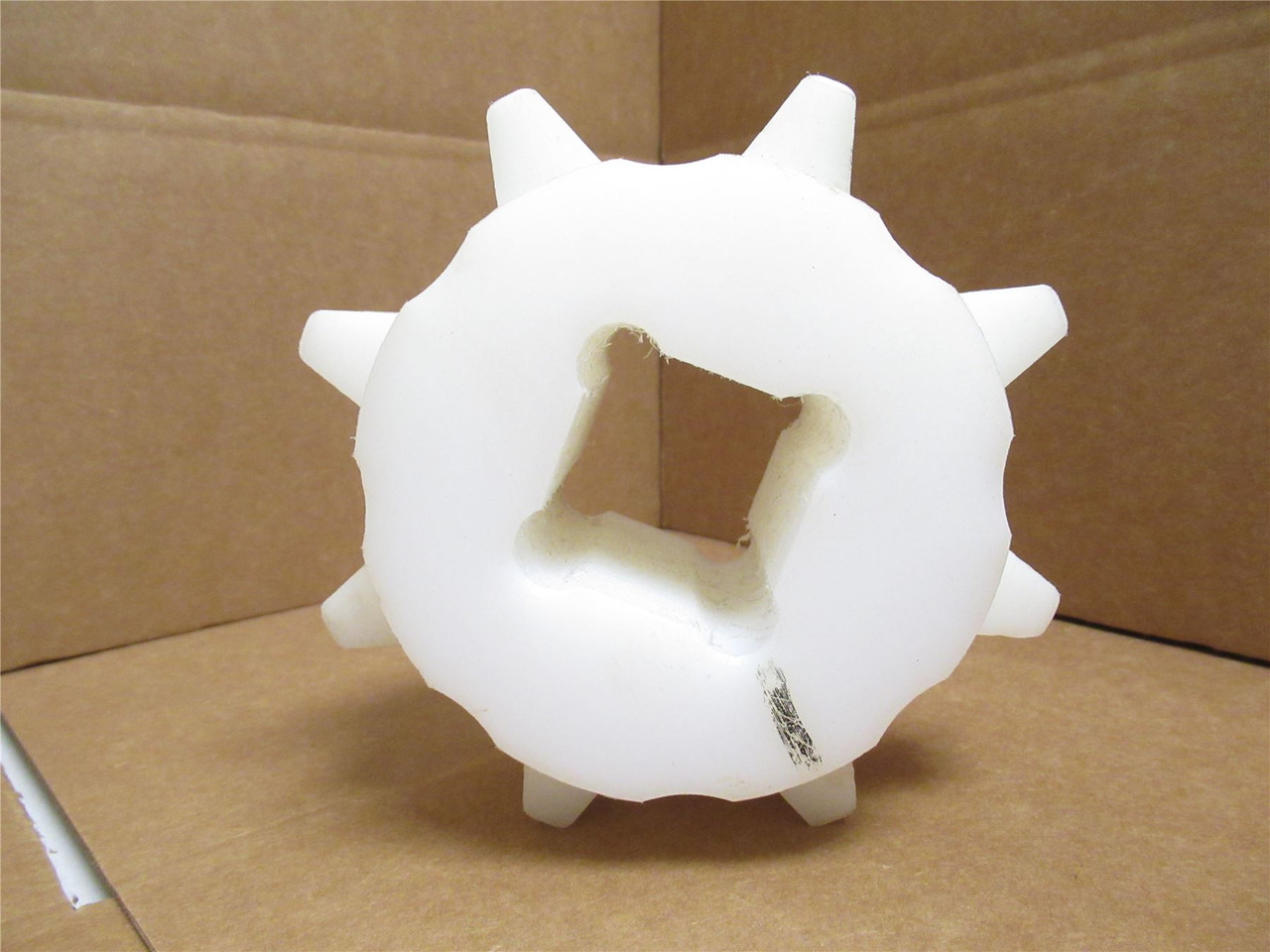 MFG- N82008CWEH-1-1/2 RD; Chain Knuckle Sprocket 8T; 1-1/2"ID