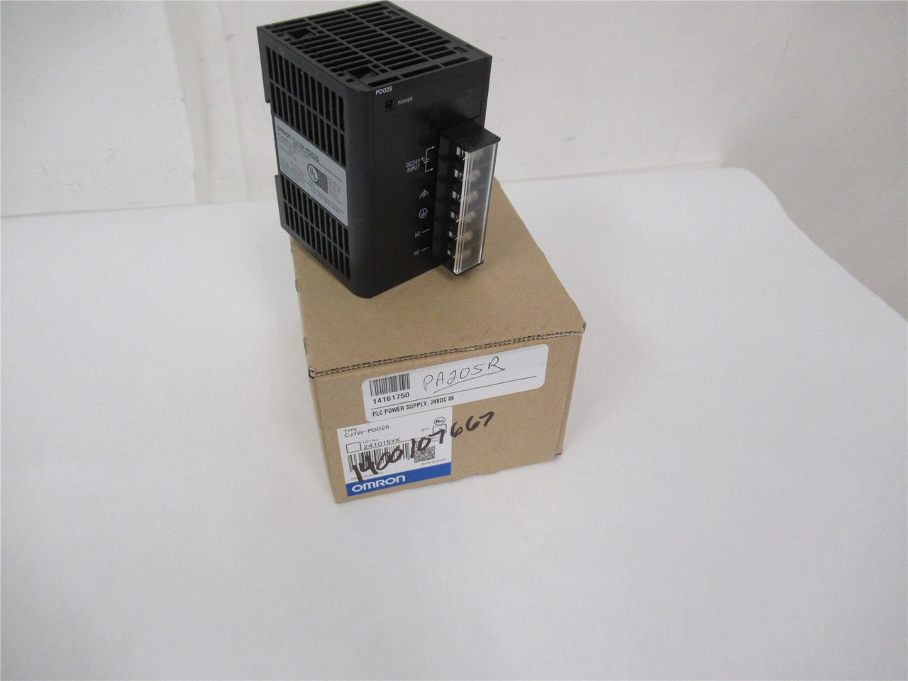 Omron CJ1W-PD025; Power Supply Unit24 VDC Output 25 W