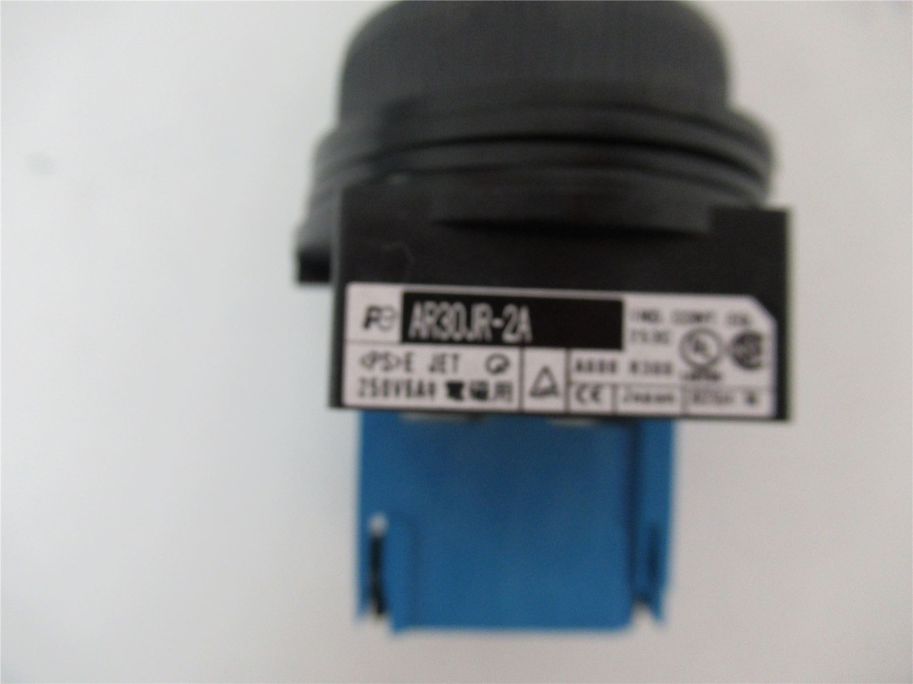 MiSUMi AR30JR-2A10A; Selector Switch 30 mm Diam 2 Position