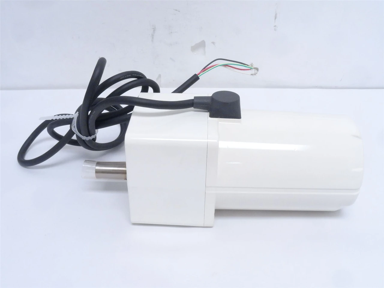 Oriental FPW6905-6; Washdown Gear Motor 6:1 Ratio; 200-230VAC