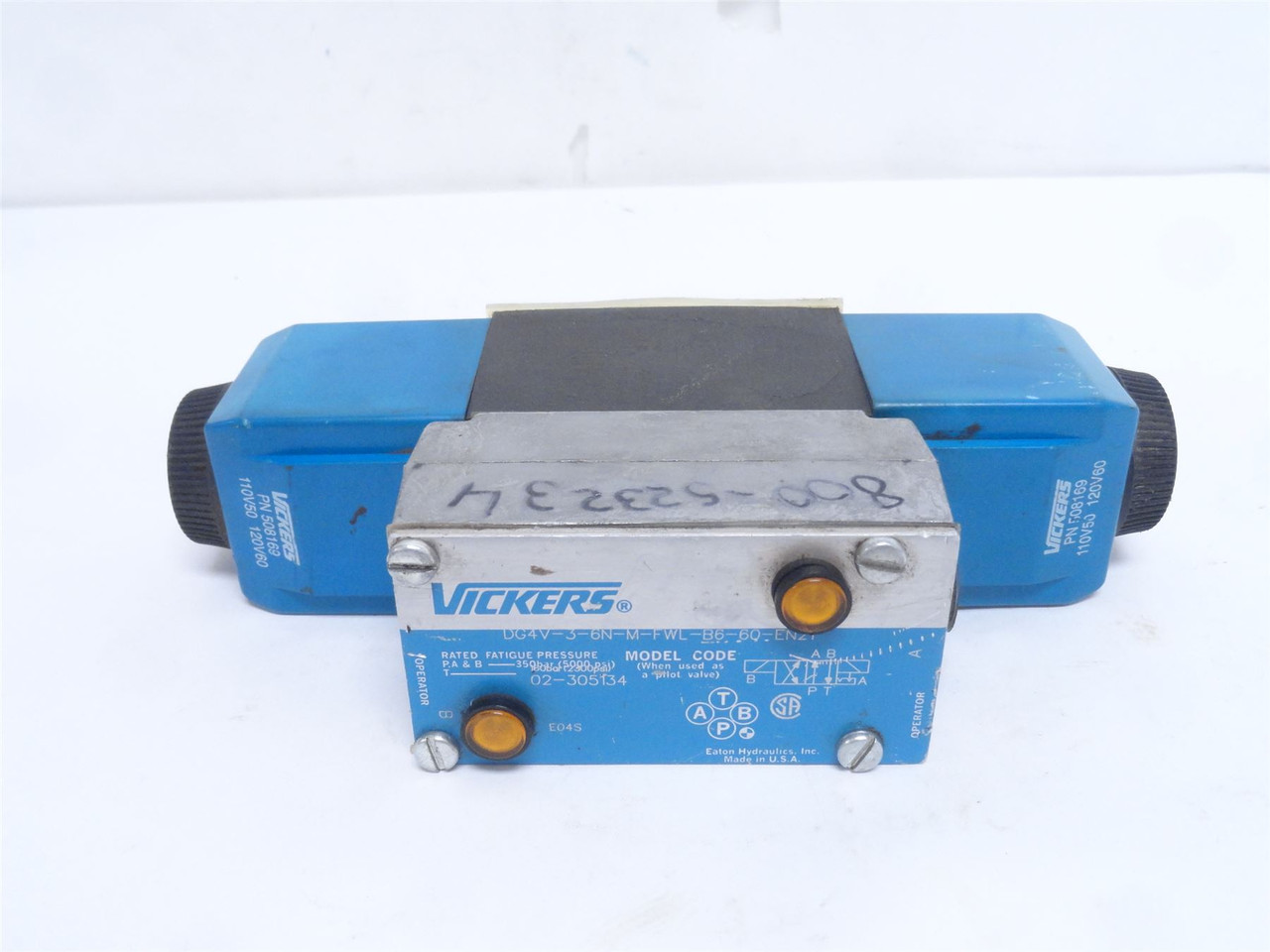 Vickers DG4V36NMFWLB660EN21; Solenoid Valve; 2300PSI; 110/120V