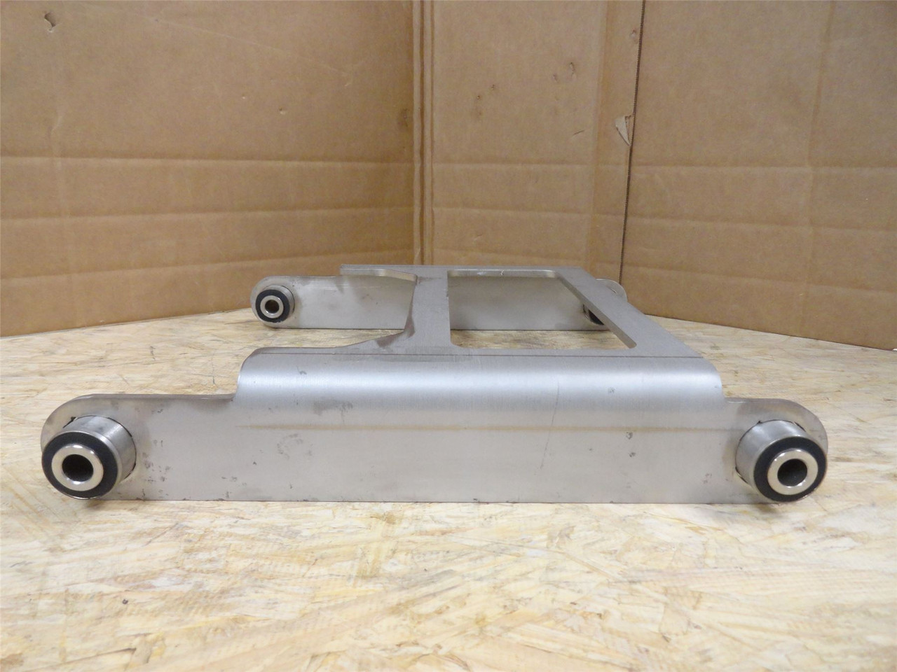 Heat & Control 30584541; Idler Arm Assembly; SS; 1/2" Bush ID
