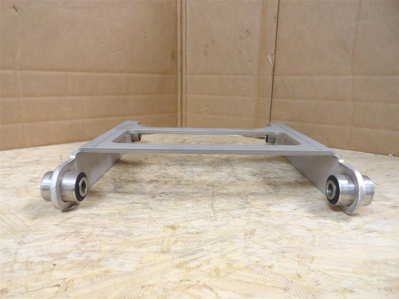 Heat & Control 30584541; Idler Arm Assembly; SS; 1/2" Bush ID