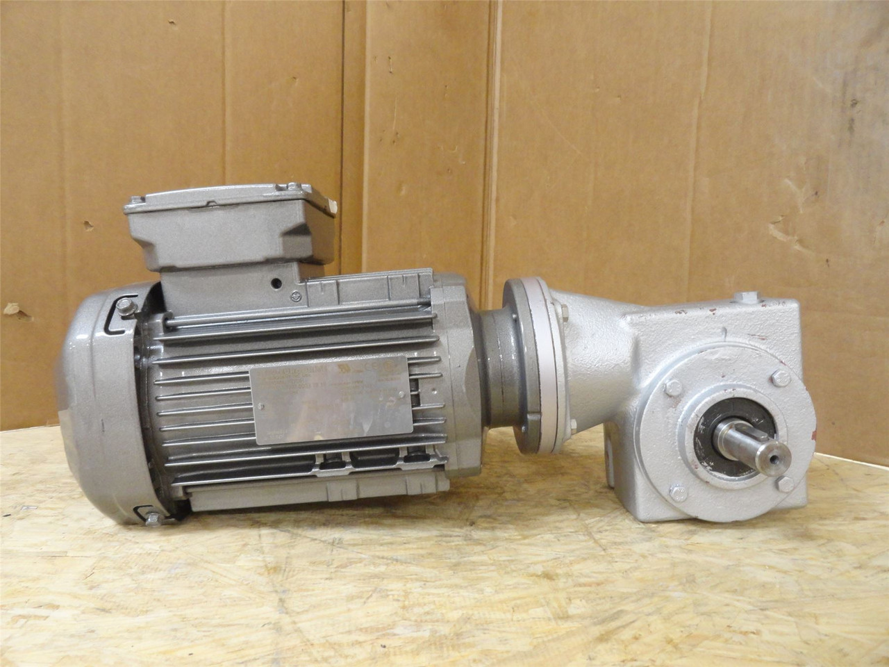Rheingetriebe 619081; AC Gearmotor; 14:1 Ratio; 1HP; 230/460V