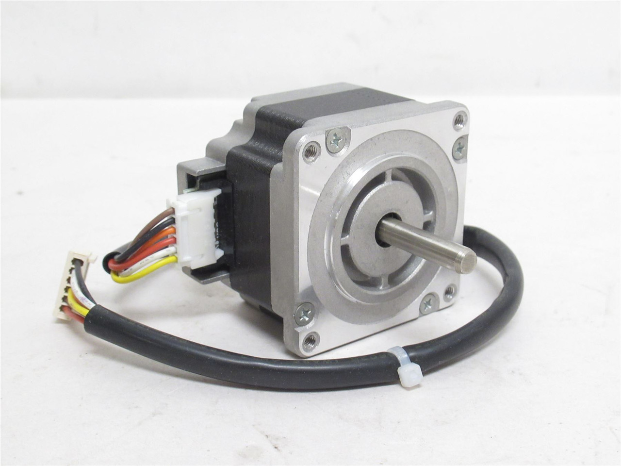 Shinano-Kenshi 136160G; Stepping Motor; 0.57OHMS; 1.8Deg Step