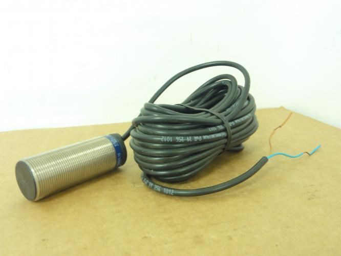Telemecanique XSAV-02801L10; Inductive Prox. Sensor;24-240V