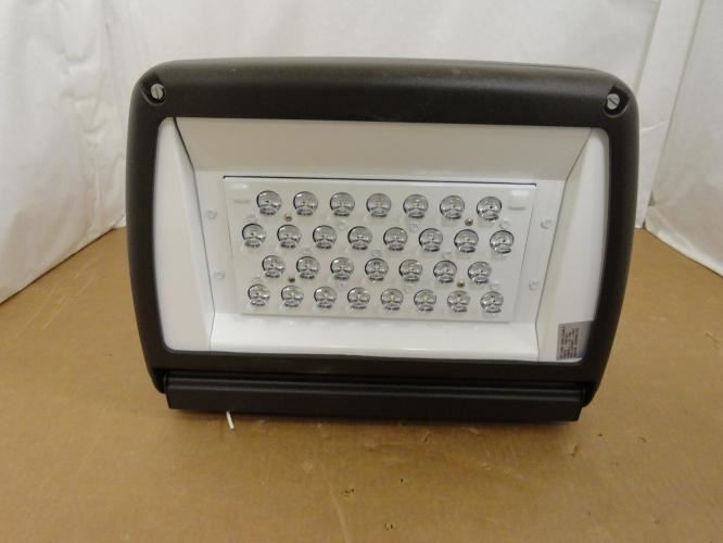 Hubbell LMC30LU4K31; Wall Pack; 44W Led 4000K