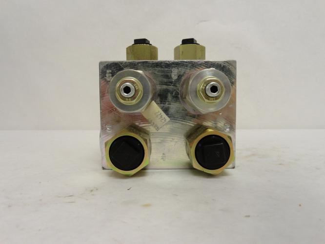 Integrated Hydraulics 1CEEC956WS377; Hydraulic Block; 3/4" NPT