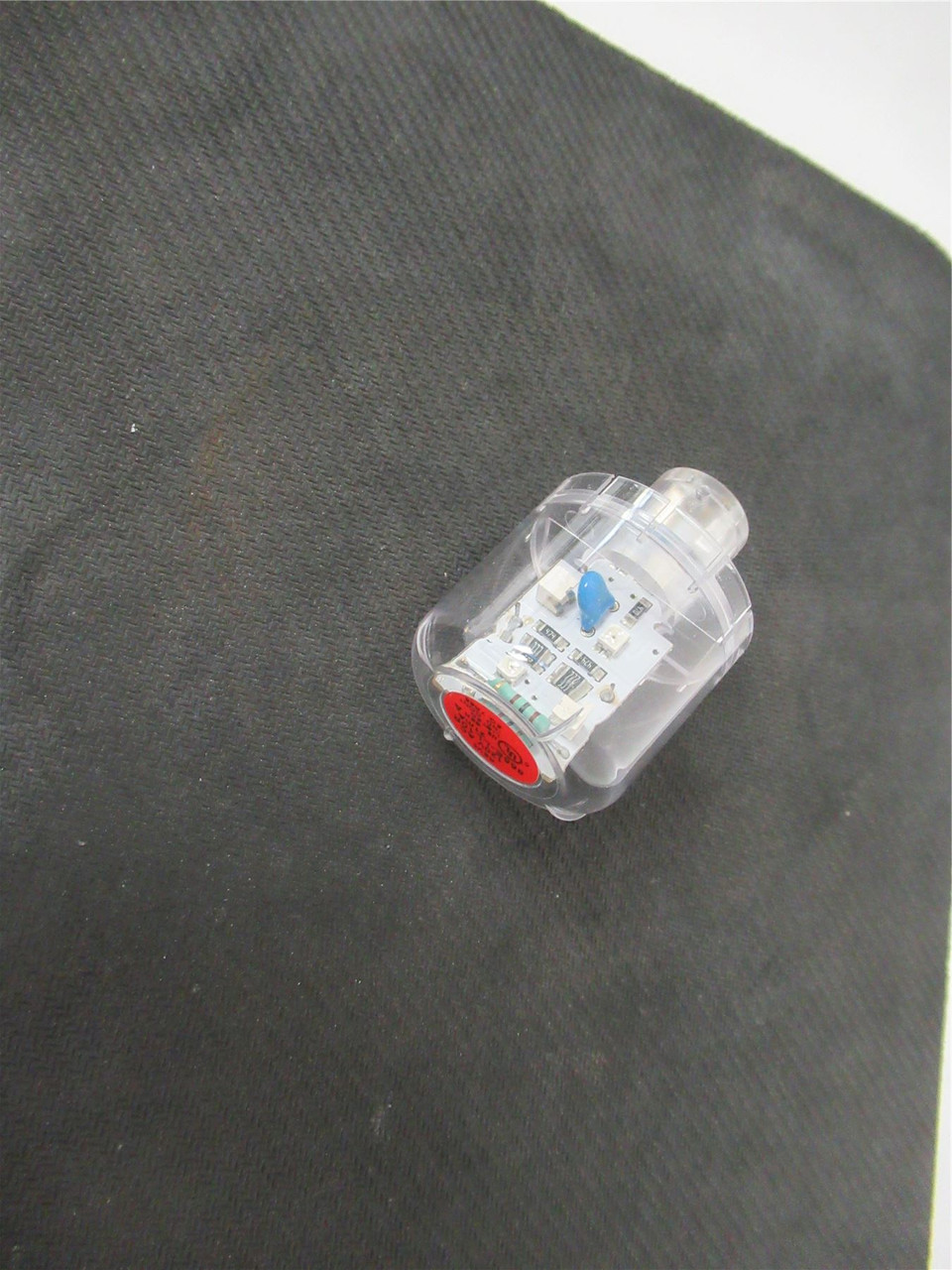 Allen-Bradley 855E-LL10R ; Bulb LED Red 50 MM LAMP 120 VAC