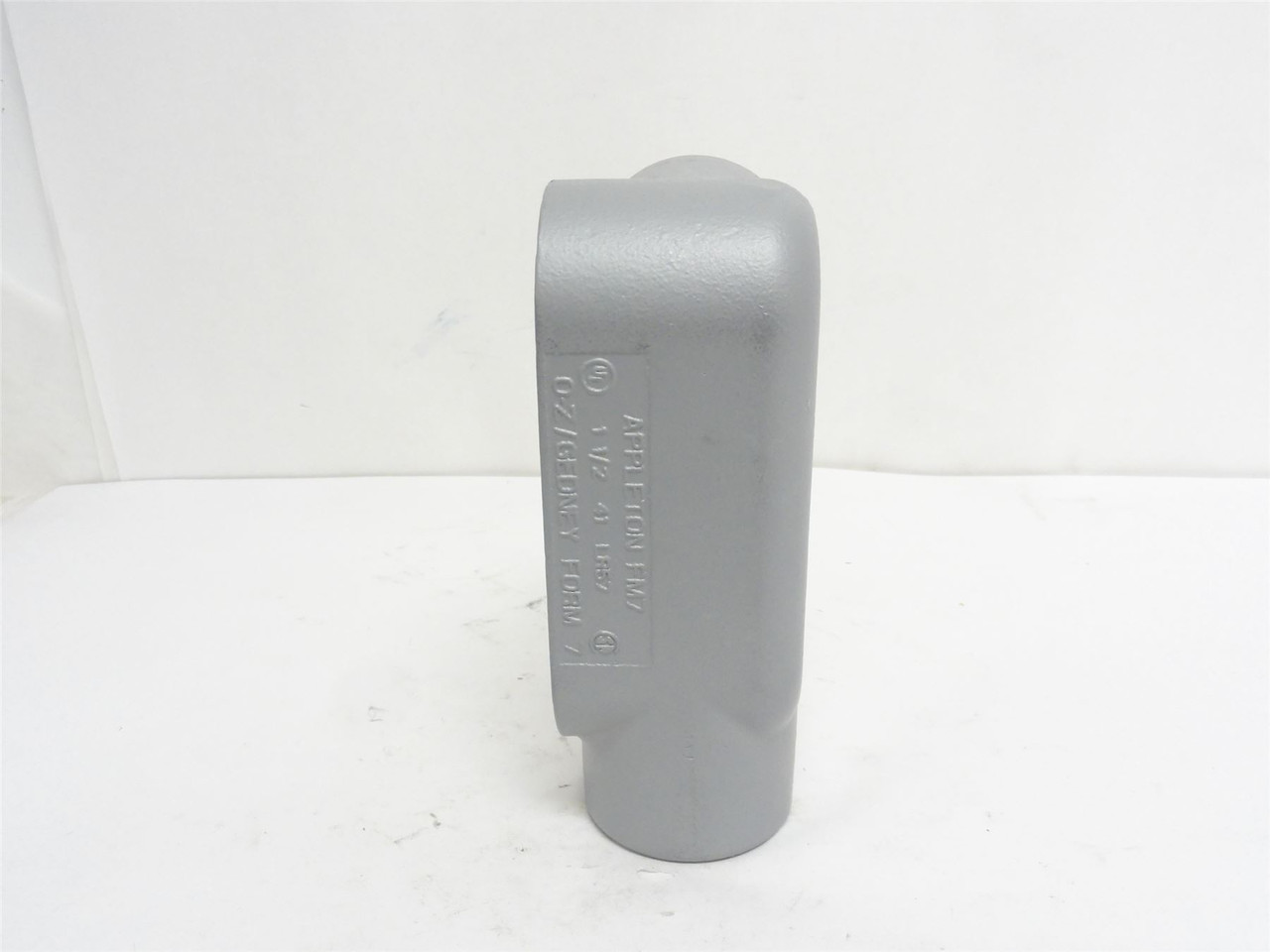 Appleton LR57; Conduit Body; Type: LR; 90Deg; Size: 1-1/2FNPT