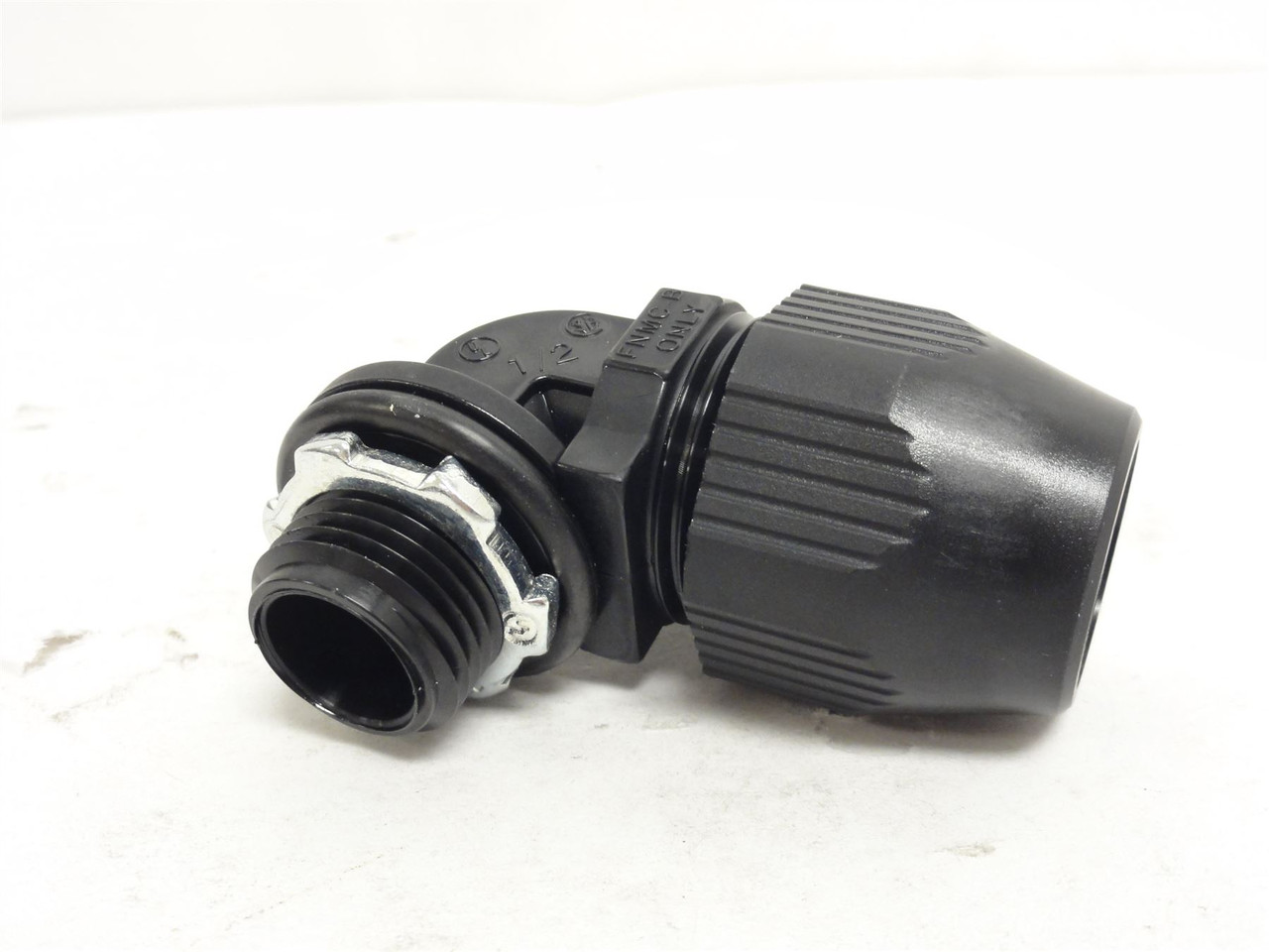 Thomas Betts LT950P; plastic Conduit Elbow 90Deg; Size: 1/2"
