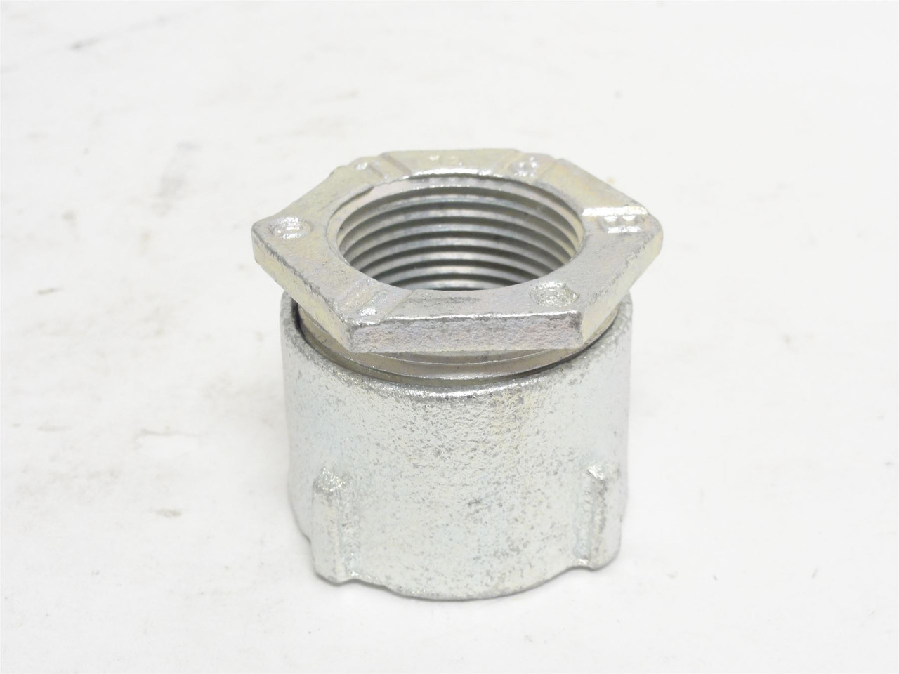 Thomas Betts 677; Erickson Conduit Coupling; Size: 1"