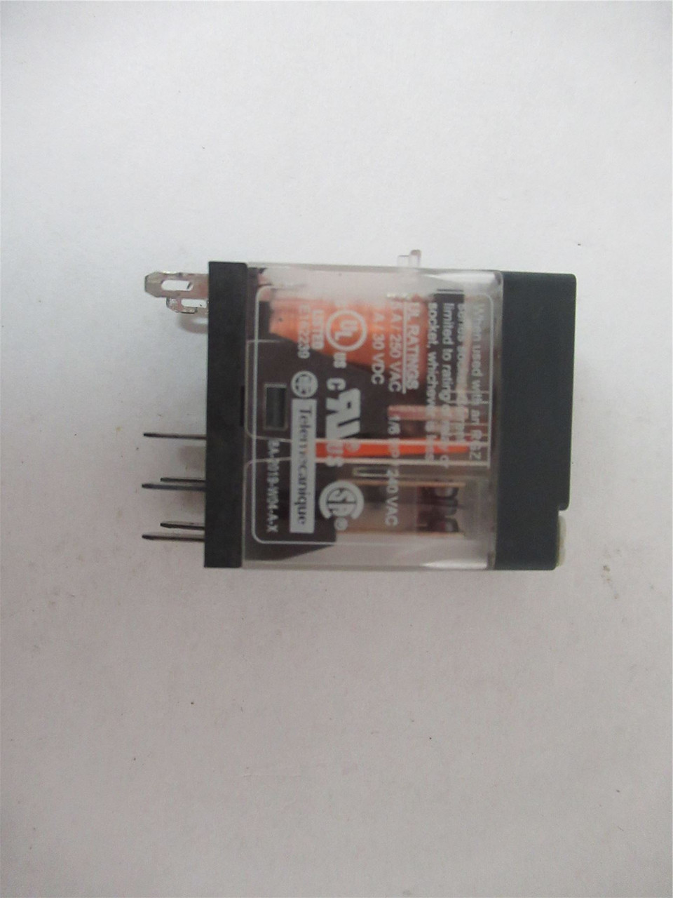 Schneider RXG22F7; Relay 2CO 5A@250VAC 120VAC Coil