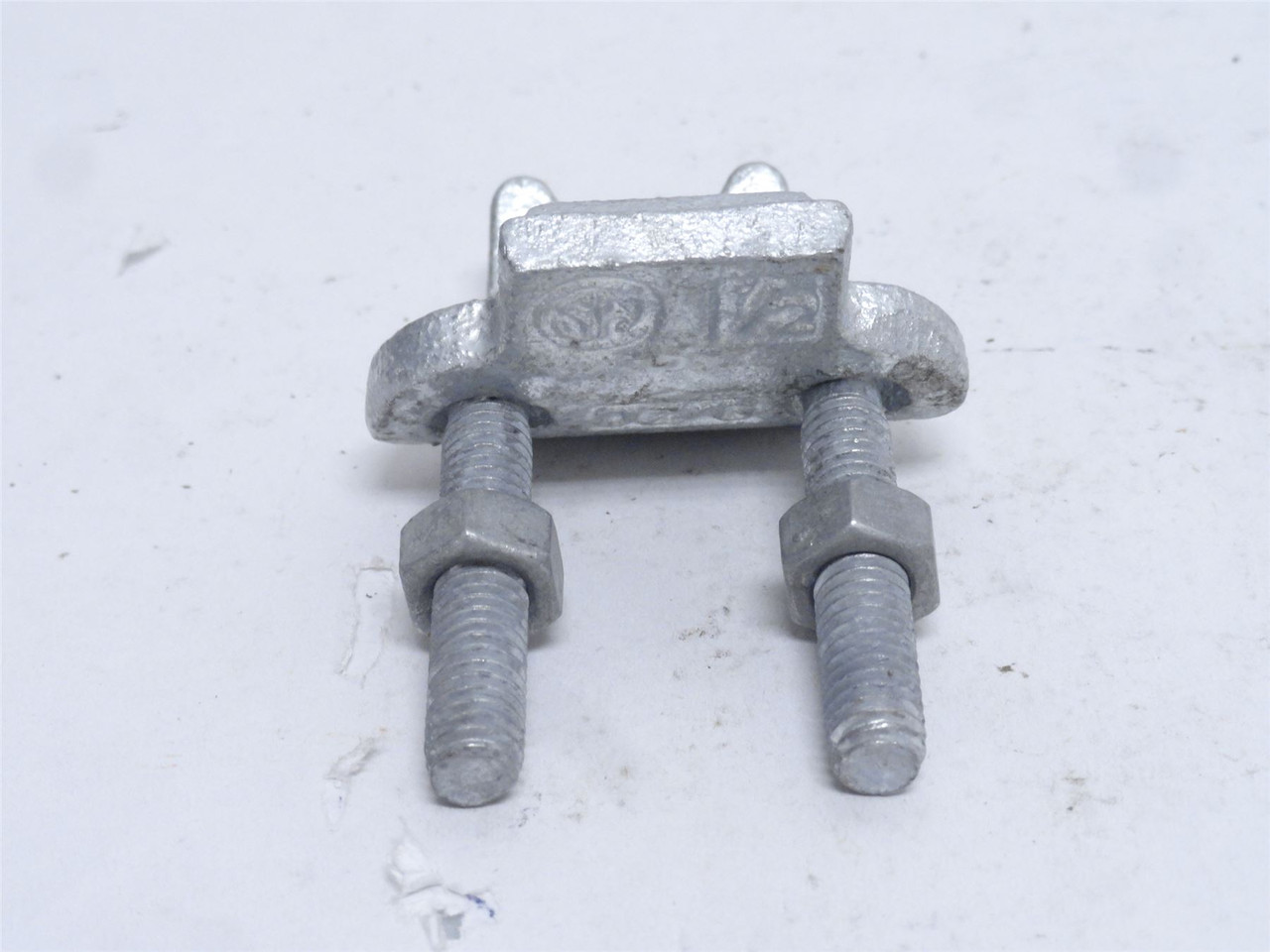 OZ/Gedney UBC50G; Right Angle Conduit Clamp; Size: 1/2"