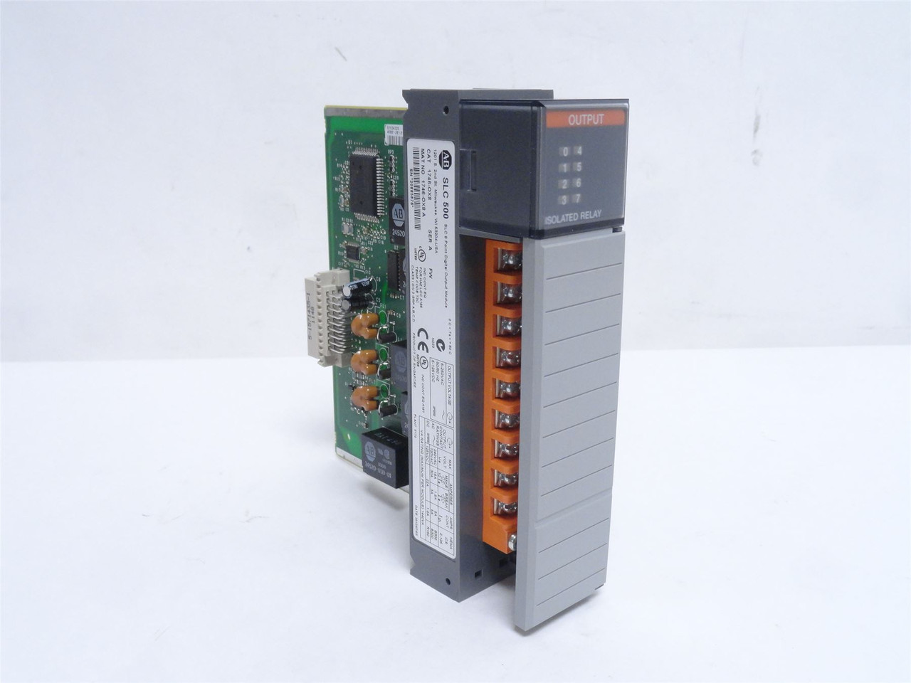Allen-Bradley 1746-OX8; Output Module; 5A; 265VAC; 8-Point