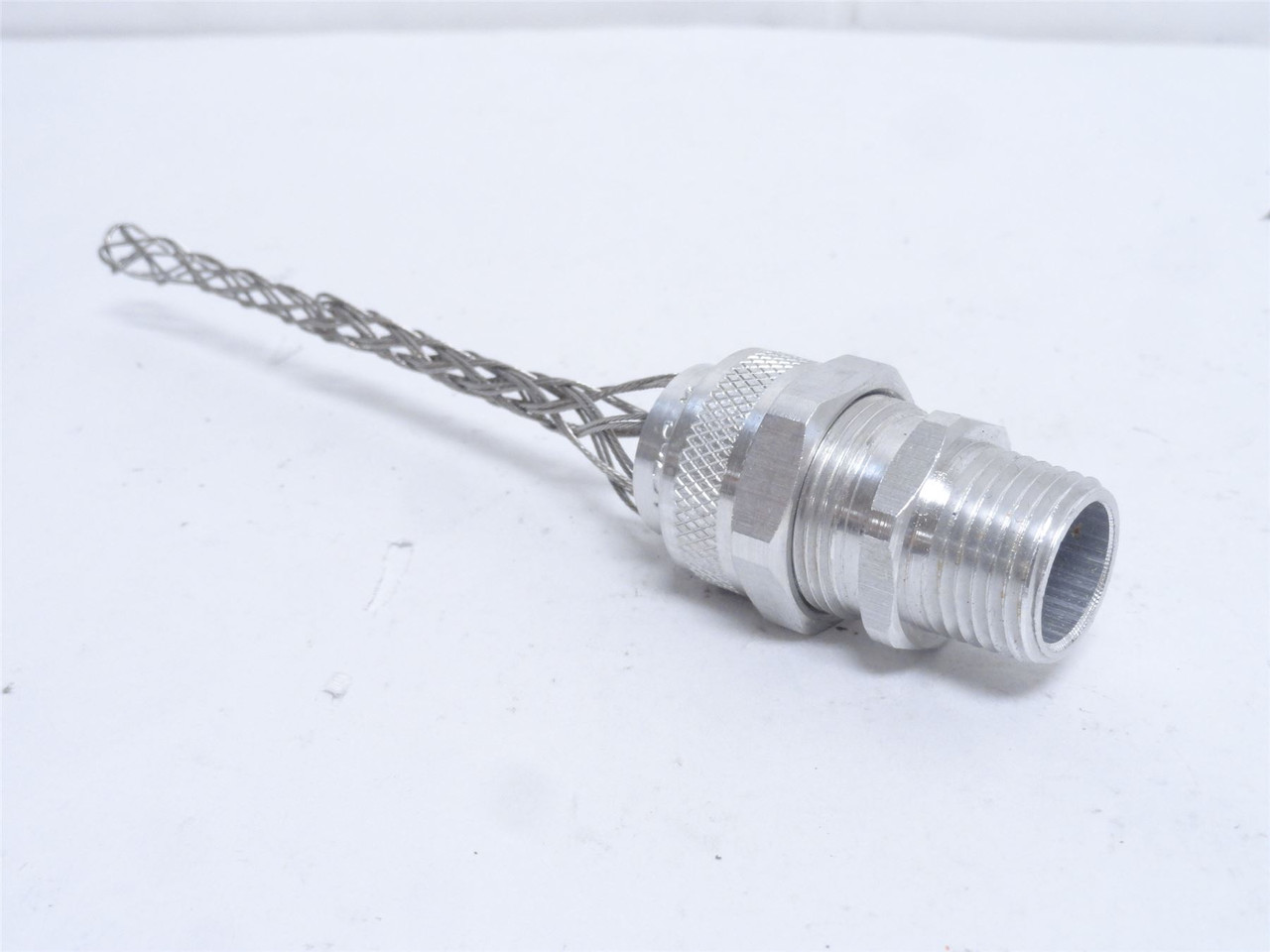 Woodhead 36251; Deluxe Cord Grips Strain Relief 1/2NPT